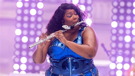 Lizzo performs on the Today show on July 15, 2022. Nathan Congleton/NBC via GI. Pop’s Queen of Flute has met her King of Flute! Lizzo took to Instagram on Wednesday (May 3) to share a video ...